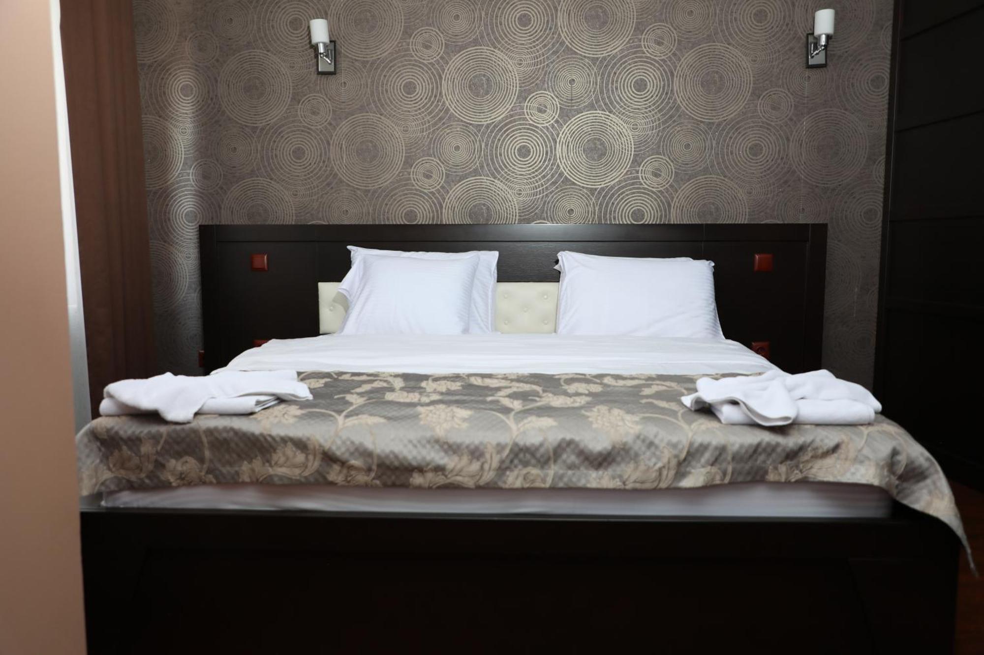 Bruti Hotel Prizren Exterior foto